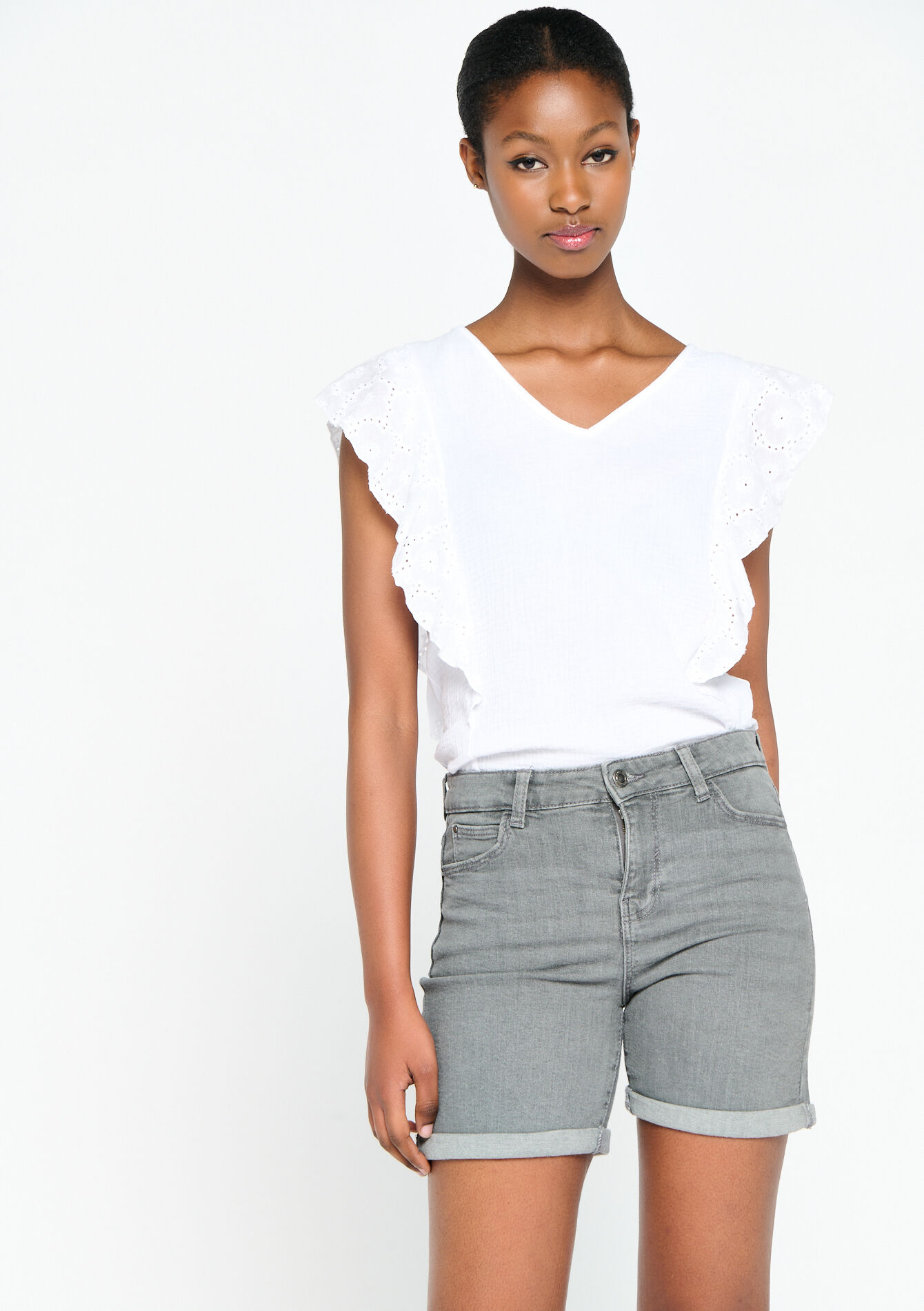 Short - MEDIUM GREY - 22000340_0512