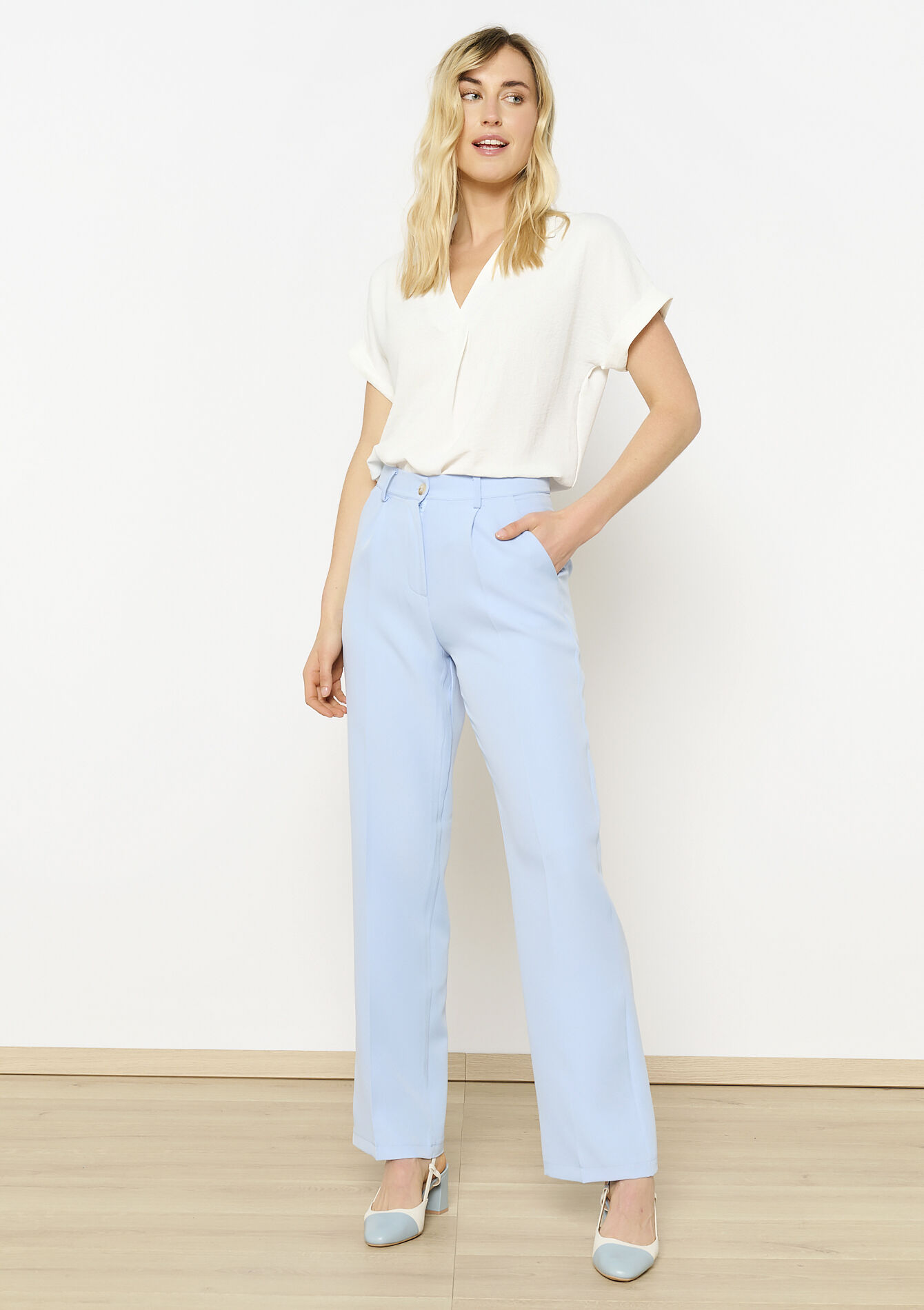 Klassieke rechte broek, Klassieke rechte broek - BLUE PASTEL - 06100709_3003