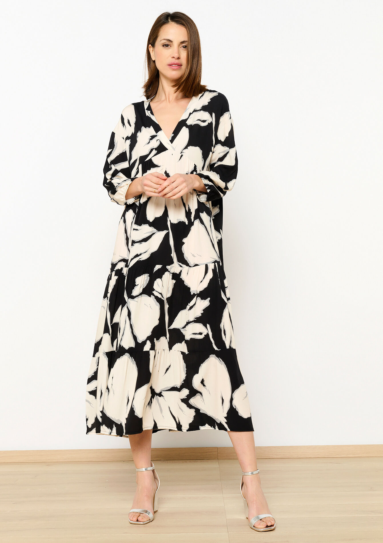 Oversized dress with flowers, Oversized dress with flowers - BLACK - 08602314_1119