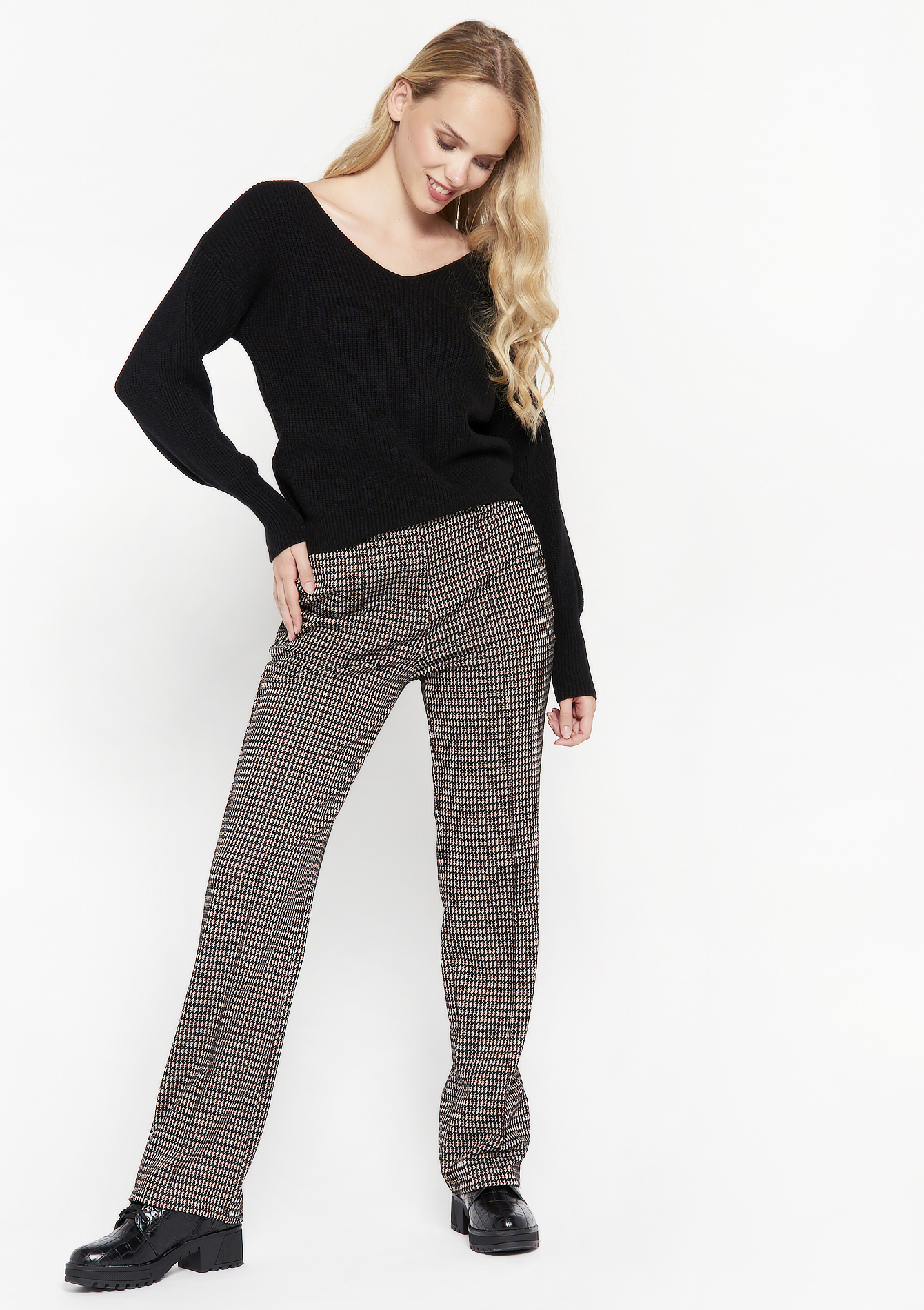 Pull en maille a large encolure en V