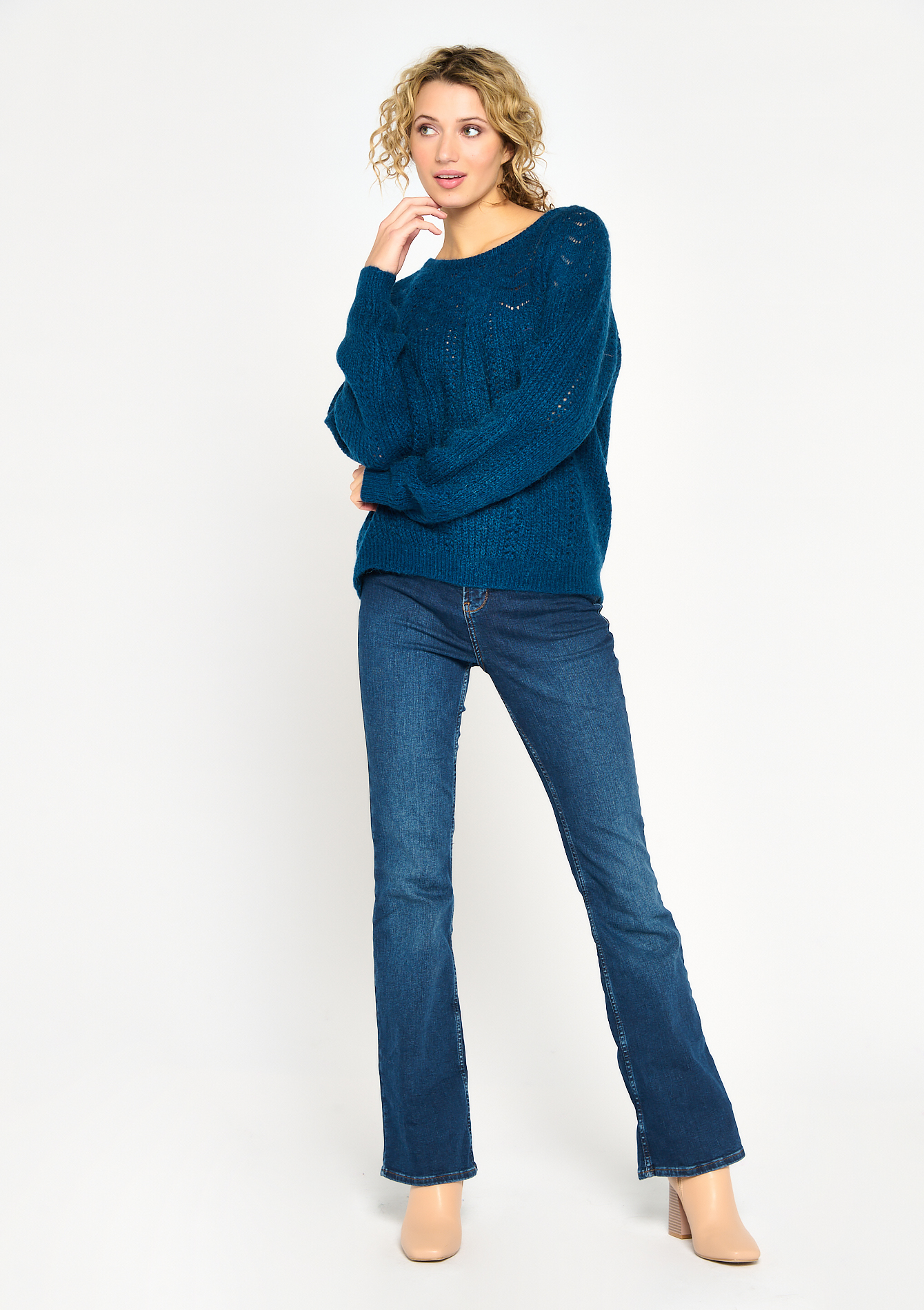 Pull a col roulé avec ajour