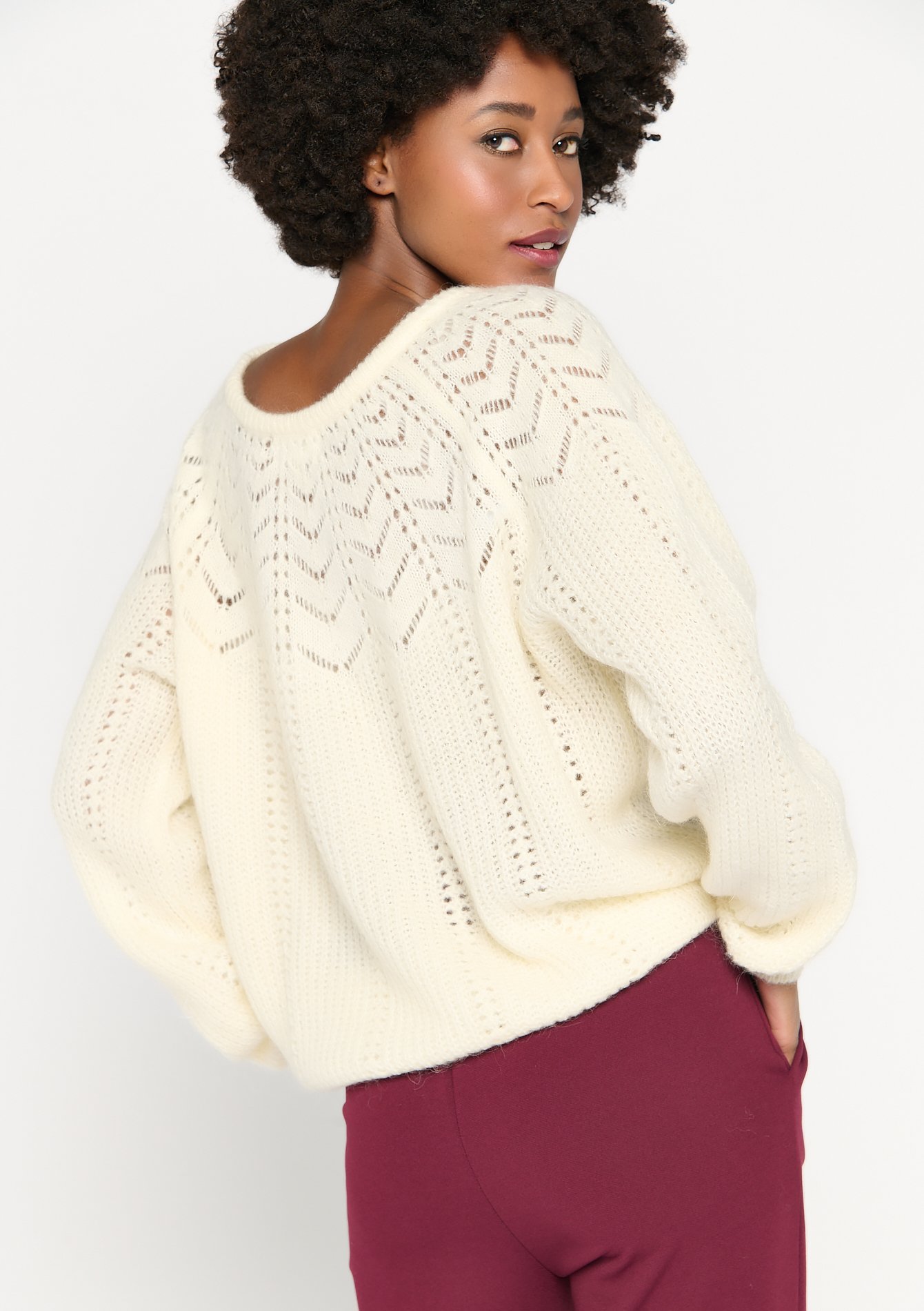 Pull a col roulé avec ajour