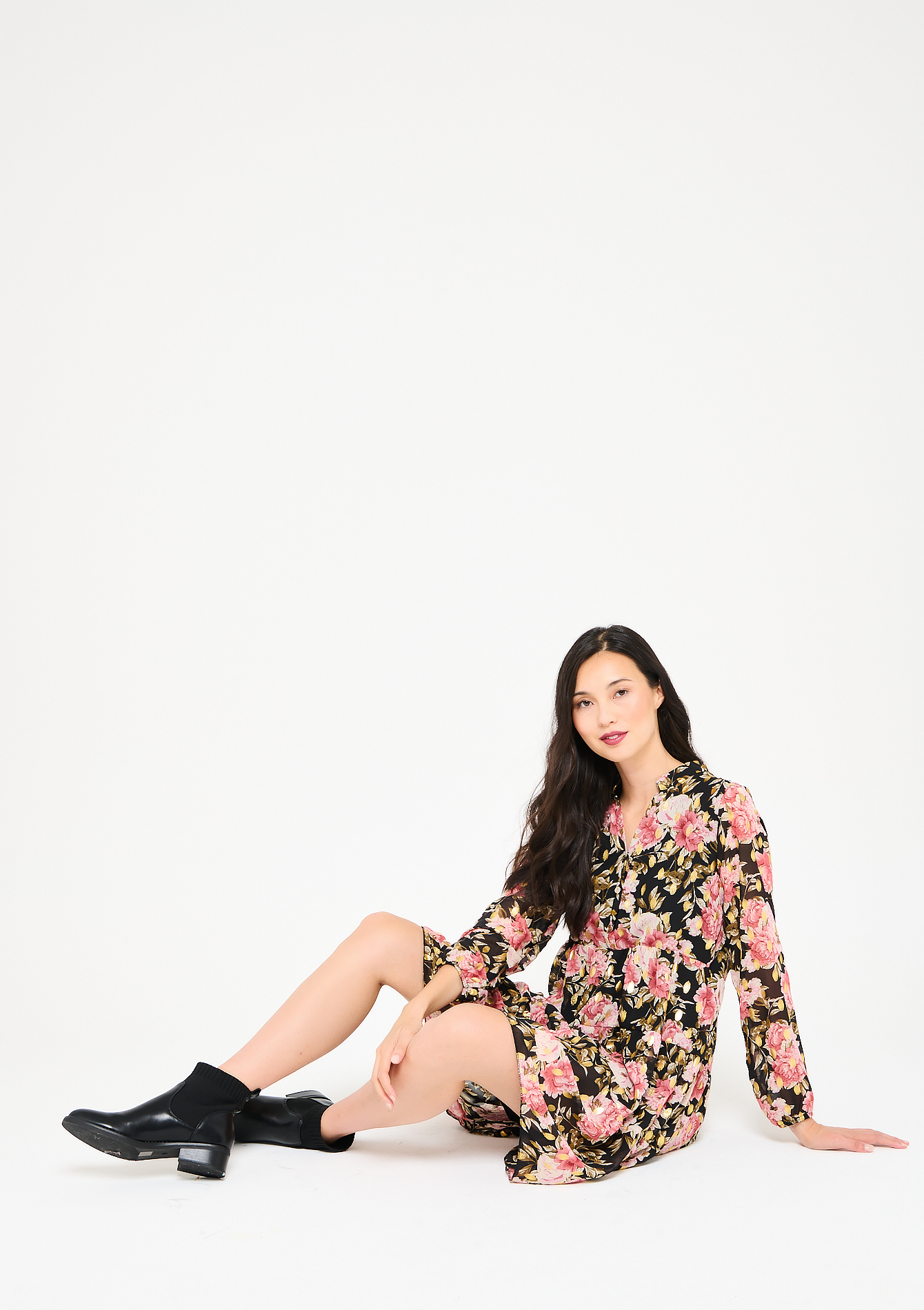 Robe babydoll a fleurs et boutons