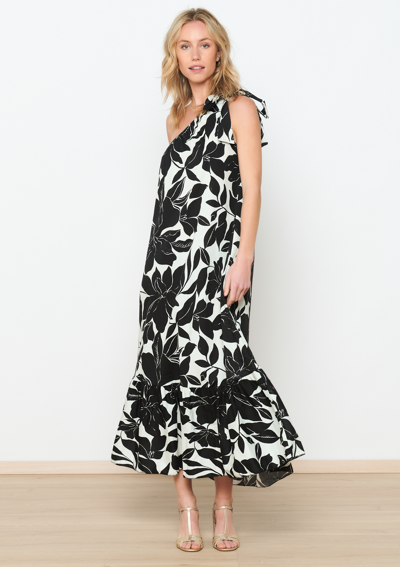 Robe Longue Blanche Asymétrique épaule Dénudée, Plissée, Fendue, Sans Manches, Extensible, Robe De Soirée De Mariage