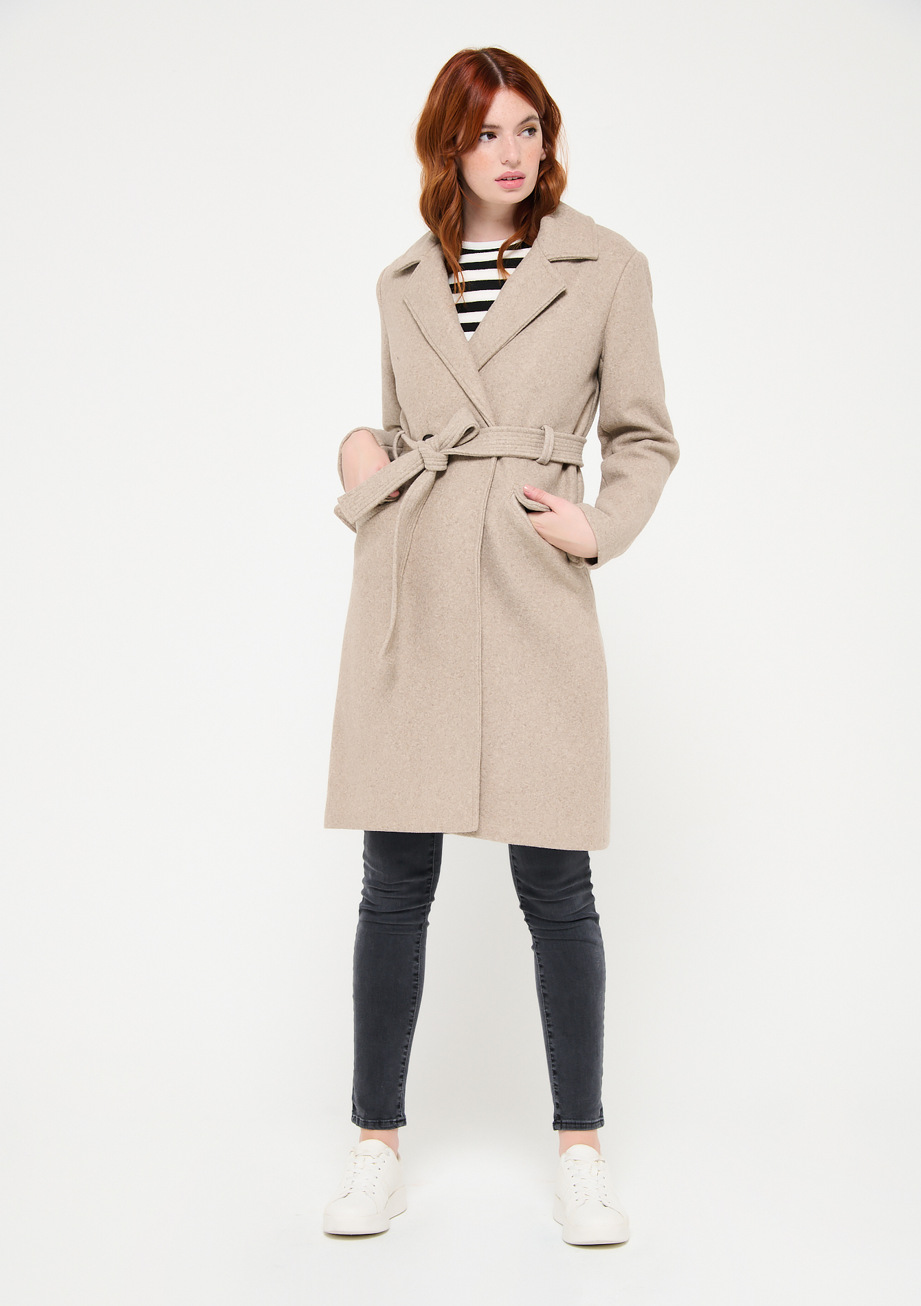 Long manteau avec ceinture