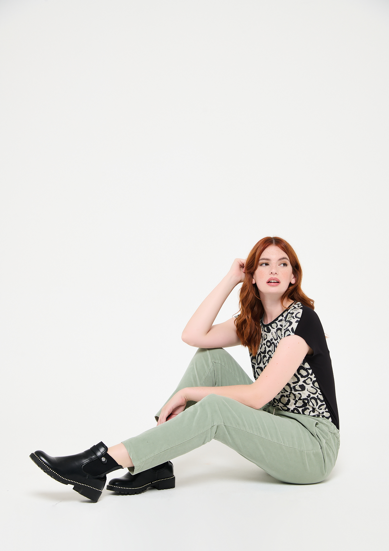 Pantalon ample en velours côtelé