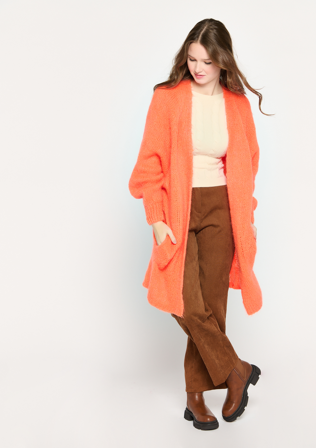 Long knitted cardigan with pockets - ORANGE FLASH - 04800258_1245