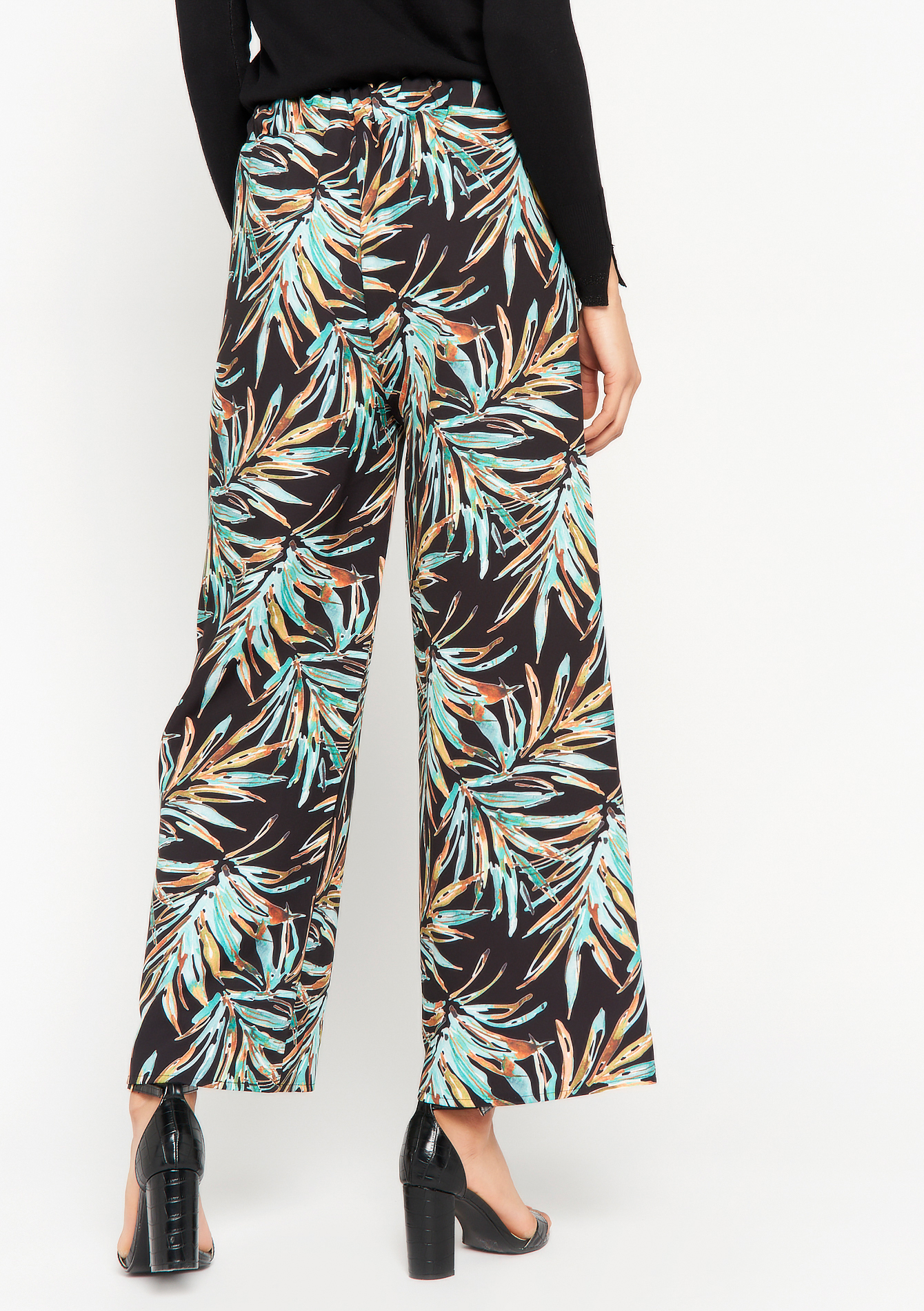 Wide trousers with tropical print - LolaLiza